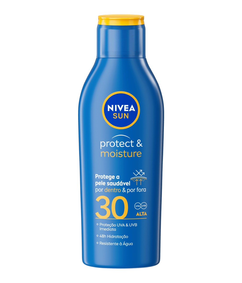 Protect & Moisture Loção FP30 protege imediatamente contra queimaduras solares e hidrata durante 48h. Com uma fórmula que cuida da sua pele e respeita os oceanos: sem filtros UV e sem microplásticos.