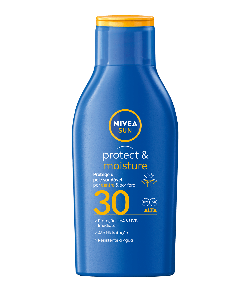 Protect & Moisture Loção FP30 protege imediatamente contra queimaduras solares e hidrata durante 48h. Com uma fórmula que cuida da sua pele e respeita os oceanos: sem filtros UV e sem microplásticos.