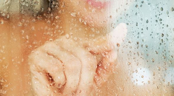 woman-behind-glass-shower-door-thumbnail
