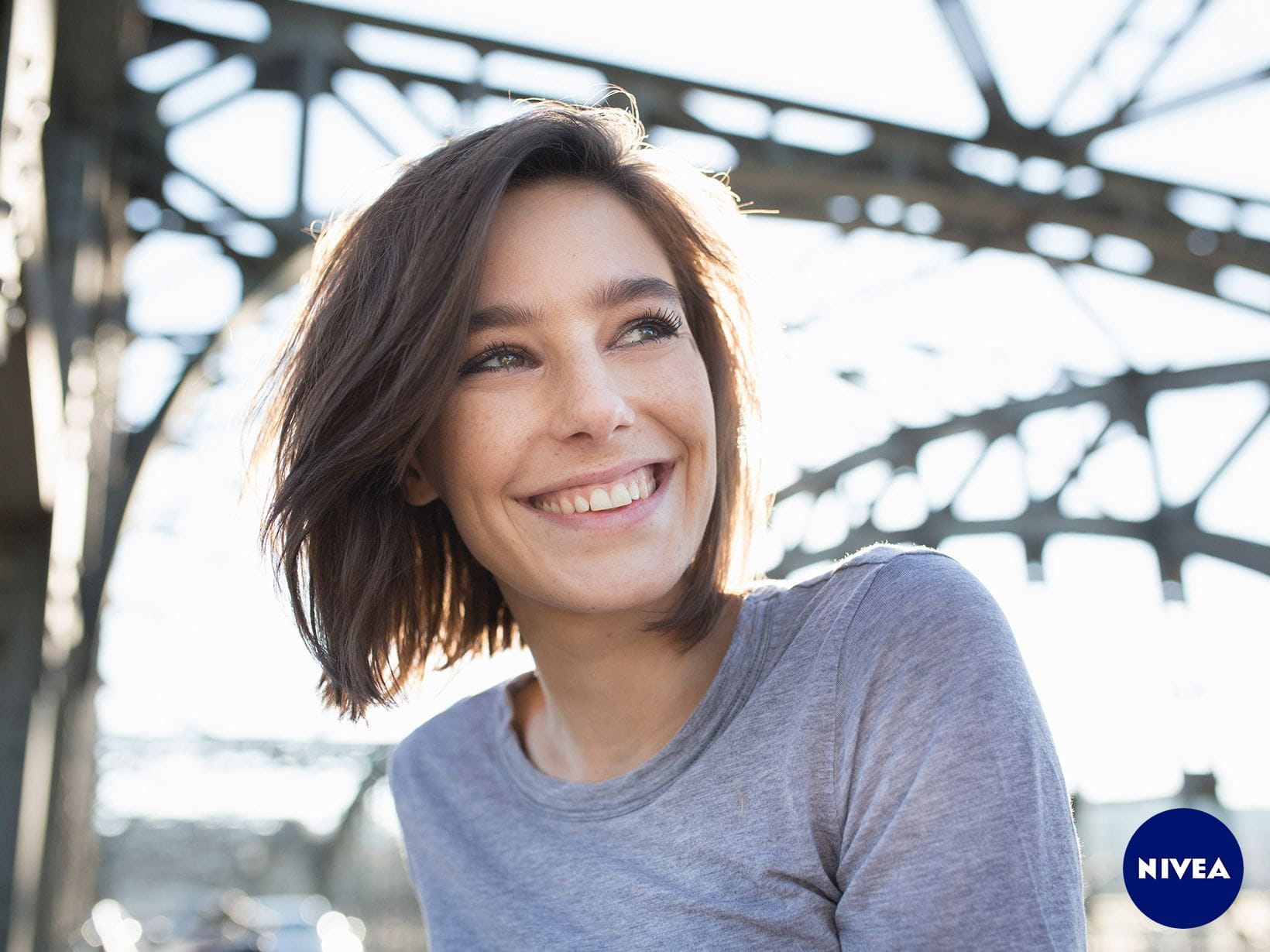 Haarausfall nach der Schwangerschaft: Frisuren für halblange Haare