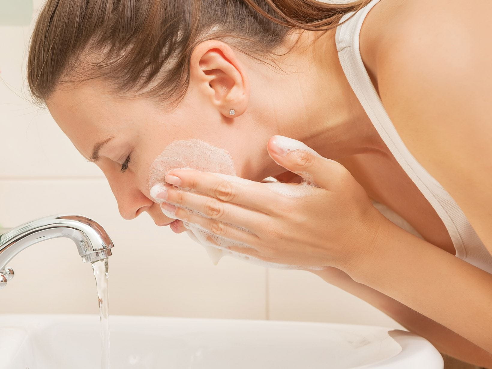 Reinigungsmousse: Bei sensibler Haut ein Muss